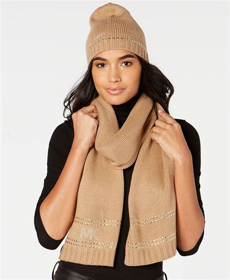 michael kors hats and scarves.